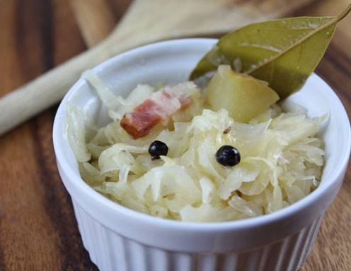 Sauerkraut mit Apfel