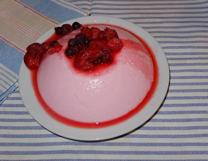 Waldbeerpudding Waldbeerpudding