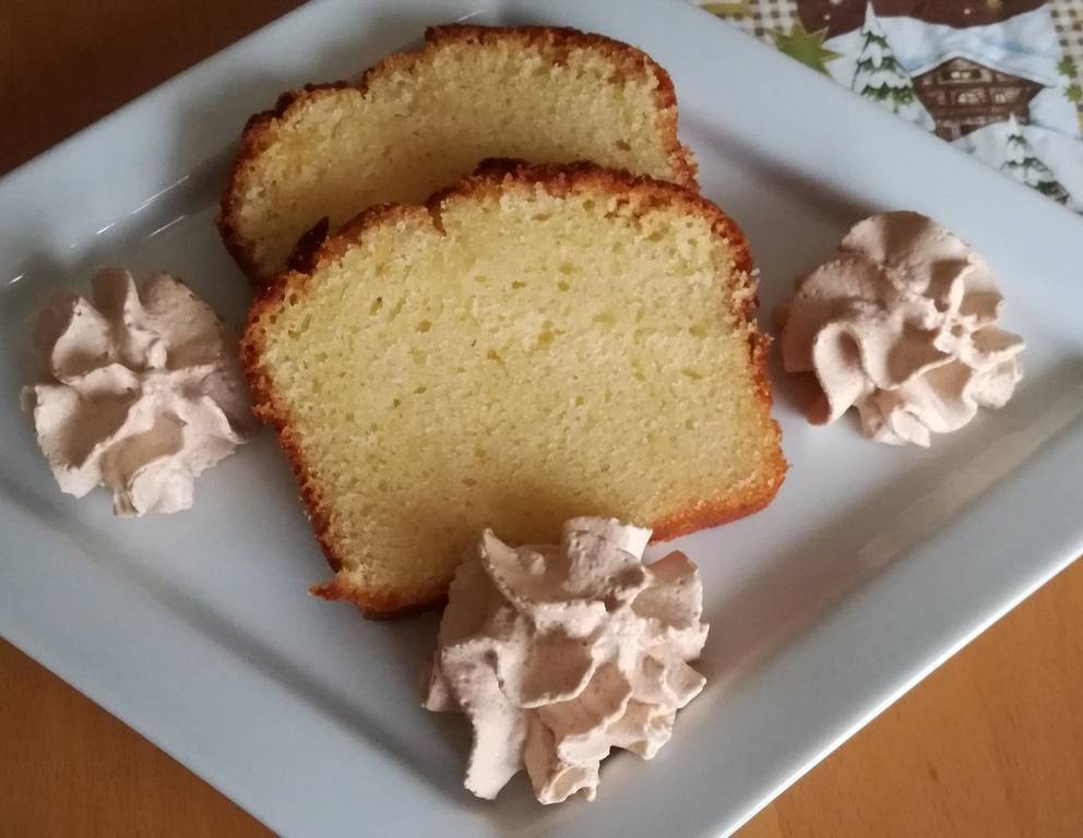 Eierlikör-Kuchen Eierlikör-Kuchen