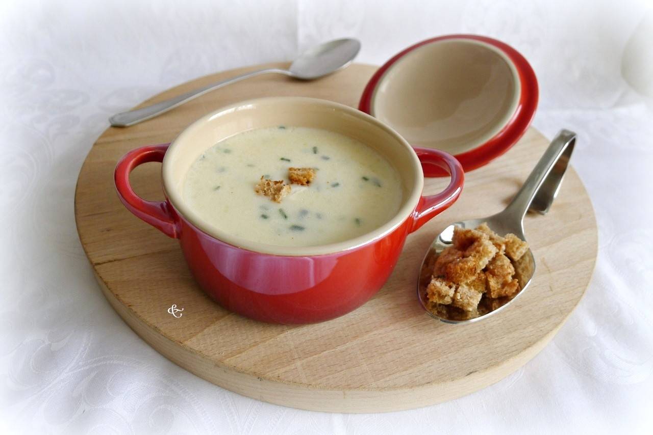 Käsesuppe Rezept - ichkoche.de Käsesuppe Rezept - ichkoche.de