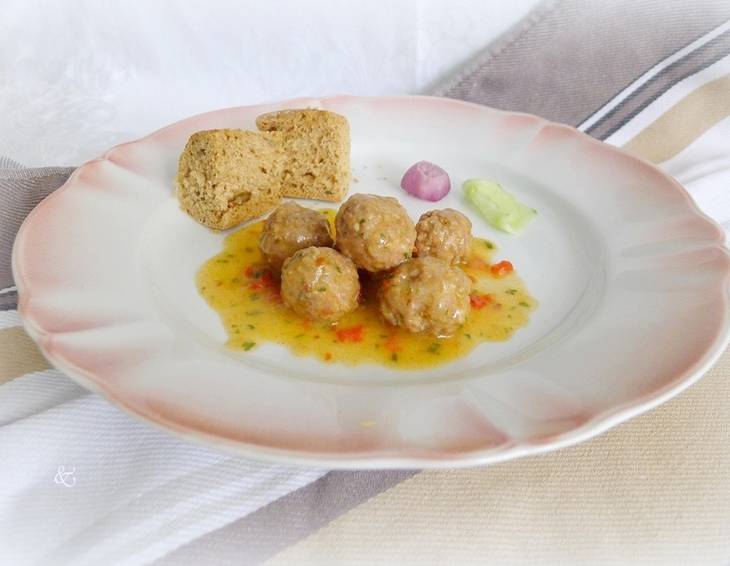 Fleischbällchen in Kräuter-Zitronensauce Fleischbällchen in Kräuter-Zitronensauce