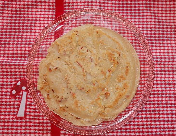 Dinkel-Apfel-Palatschinken Dinkel-Apfel-Palatschinken