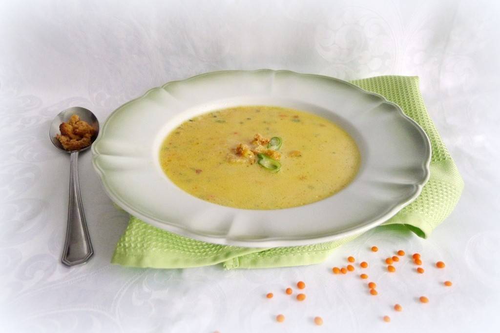 Schnelle Linsensuppe mit Curry Rezept - ichkoche.at Schnelle Linsensuppe mit Curry Rezept - ichkoche.at