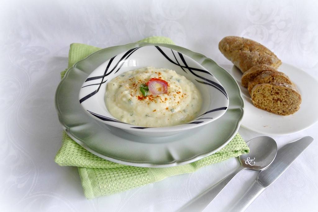Erdäpfel-Kräuter-Aufstrich