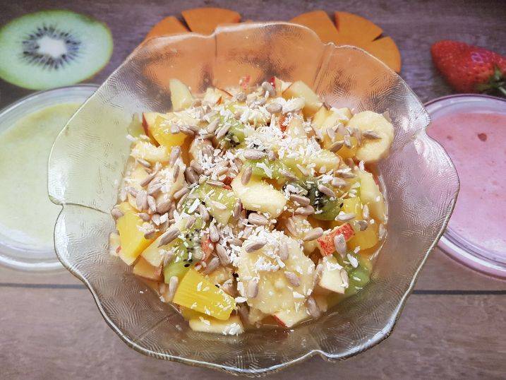 Obstsalat mit Sonnenblumenkernen Rezept - ichkoche.ch