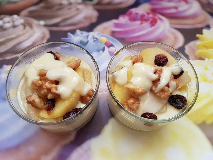 Apfel-Birnenspalten mit Walnüssen in Vanillesauce Rezept - ichkoche.at Apfel-Birnenspalten mit Walnüssen in Vanillesauce Rezept - ichkoche.at