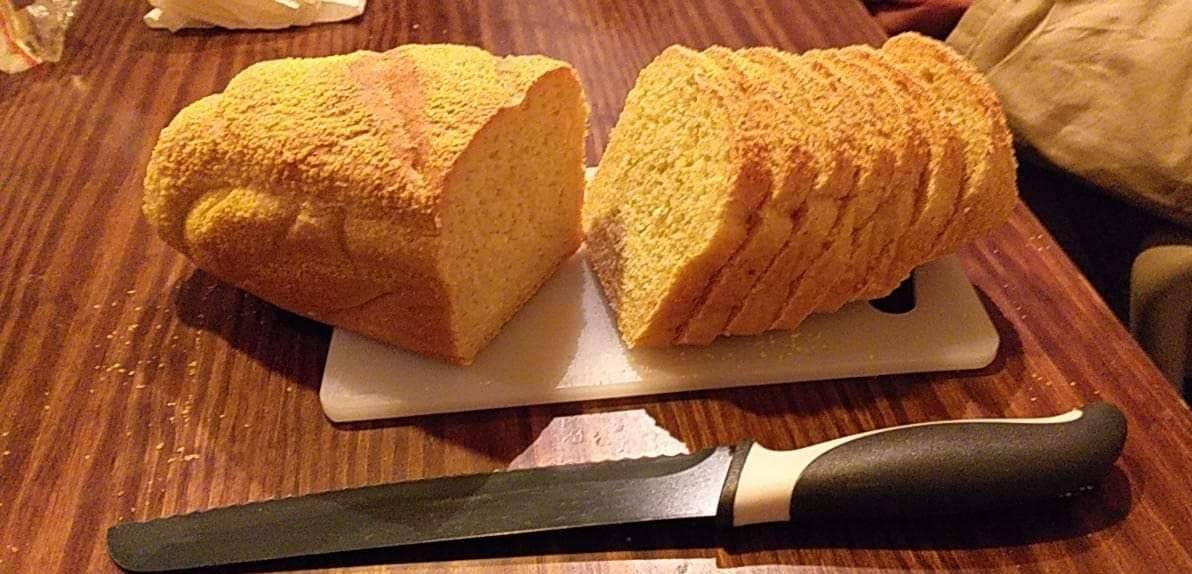 Maisbrot mit Maisschrot Rezept - ichkoche.de