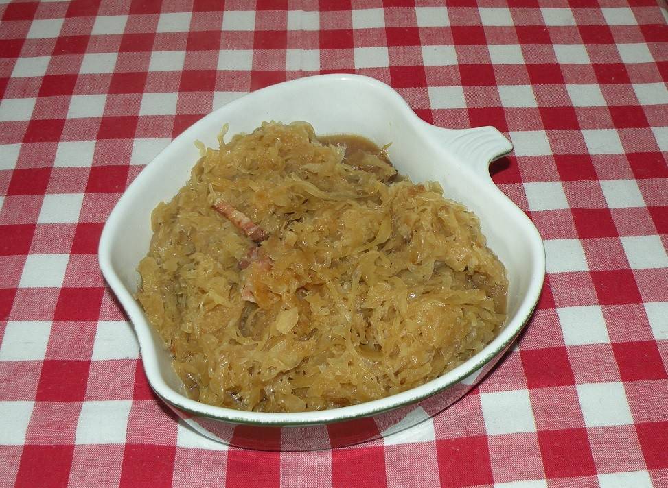 Sauerkraut mit Speck Rezept - ichkoche.de Sauerkraut mit Speck Rezept - ichkoche.de