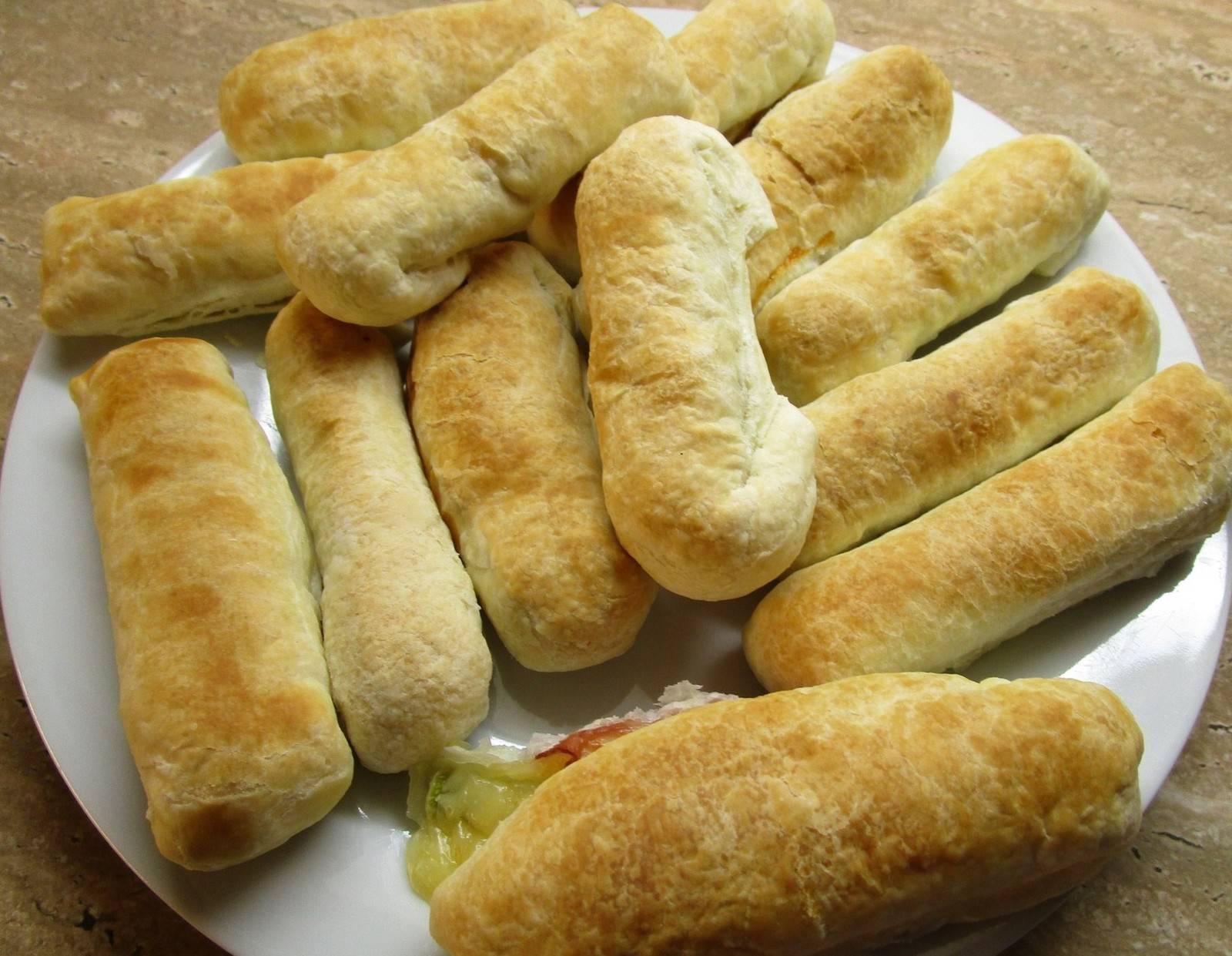 Blätterteigrollen mit Spargel, Schinken und Käse Rezept - ichkoche.ch Blätterteigrollen mit Spargel, Schinken und Käse Rezept - ichkoche.ch