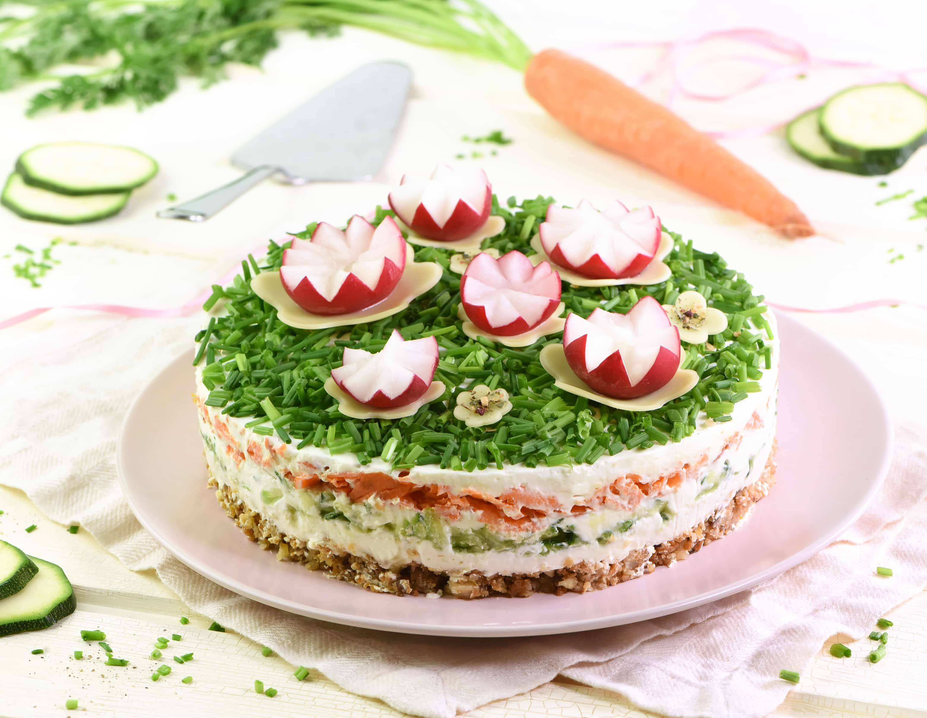Bunte Cheesecake-Salattorte Bunte Cheesecake-Salattorte