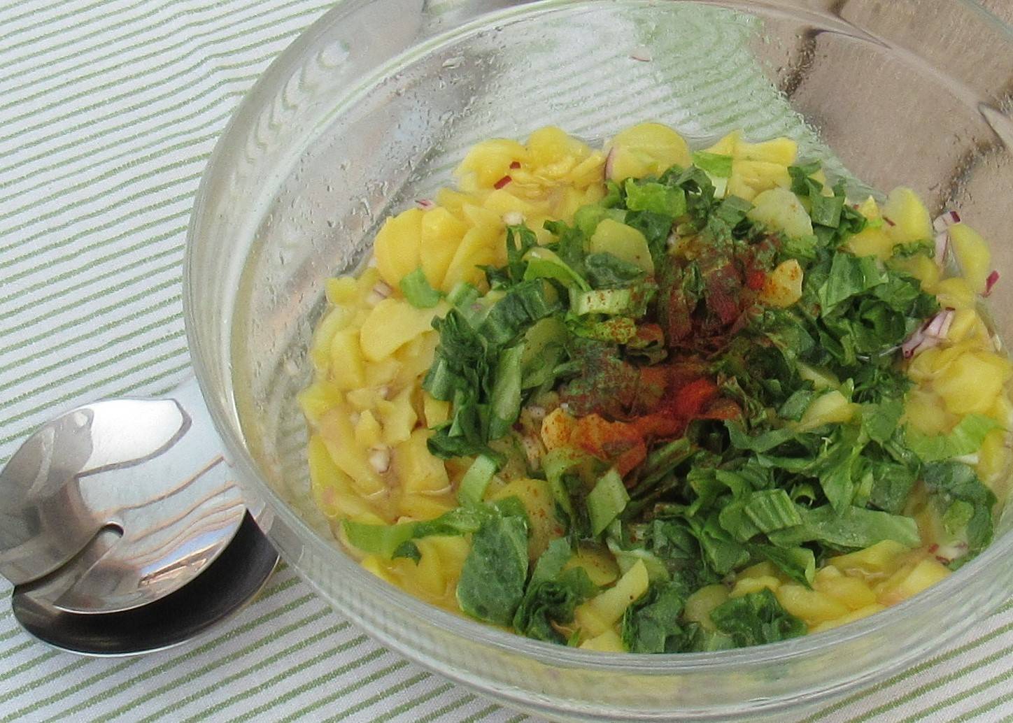 Kartoffel-Endivien-Salat Rezept - ichkoche.de Kartoffel-Endivien-Salat Rezept - ichkoche.de