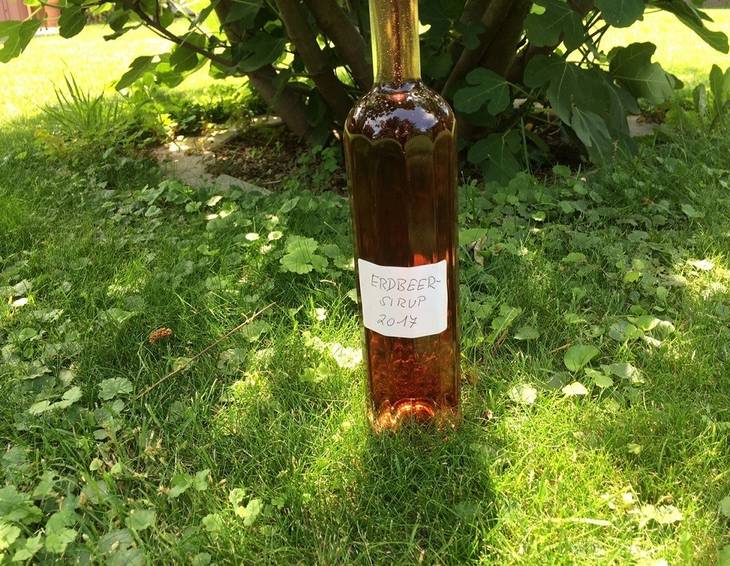 Erdbeersirup Erdbeersirup