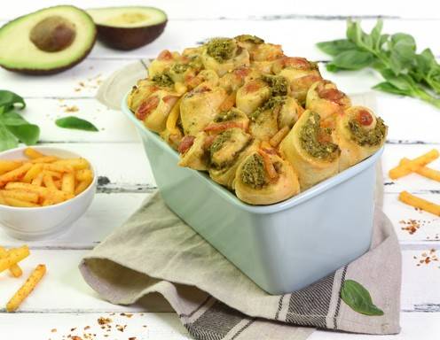Chili-Käse-Zupfbrot mit Avocadopesto Rezept