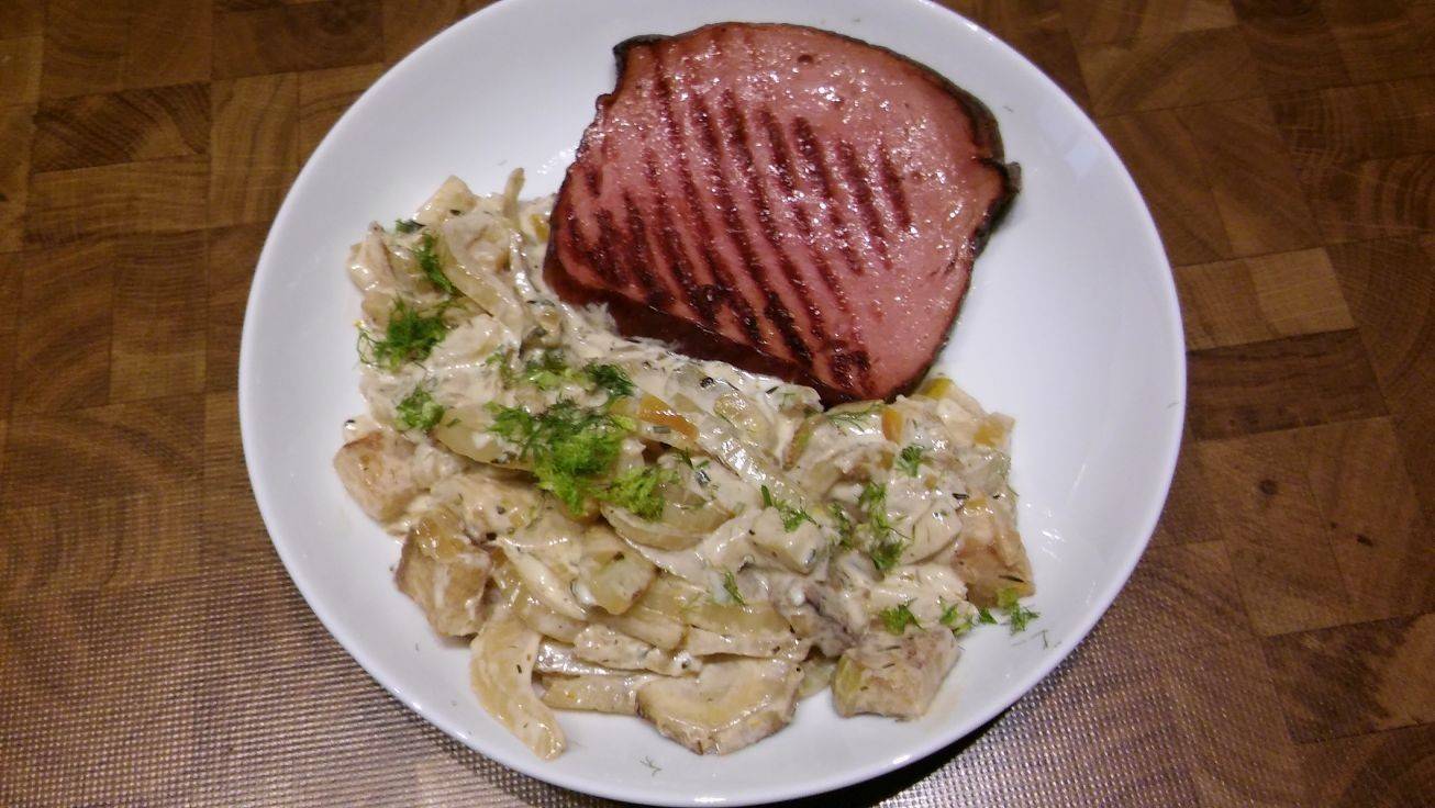 Leberkäs mit Kohlrabi-Fenchel-Gemüse