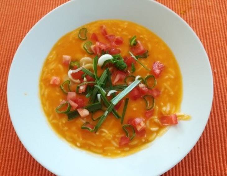 Tomaten-Karotten-Suppe