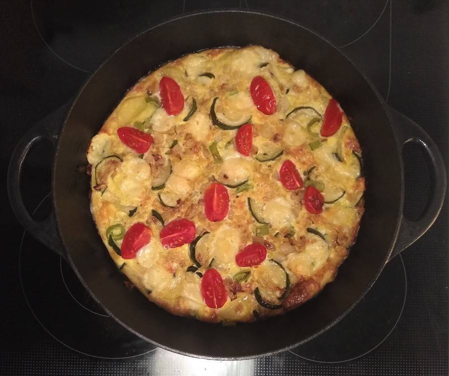 Frittata mit Kartoffeln, Zucchini und Kirschtomaten