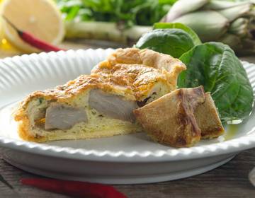 Artischocken-Quiche mit Camembert und Olivenöl Artischocken-Quiche mit Camembert und Olivenöl