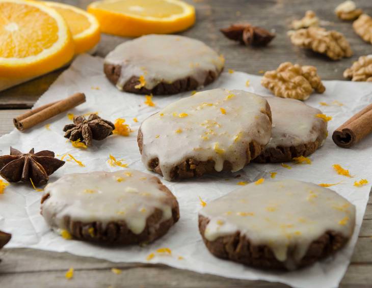 Roggen-Vollkornkekse mit Orangenglasur Roggen-Vollkornkekse mit Orangenglasur