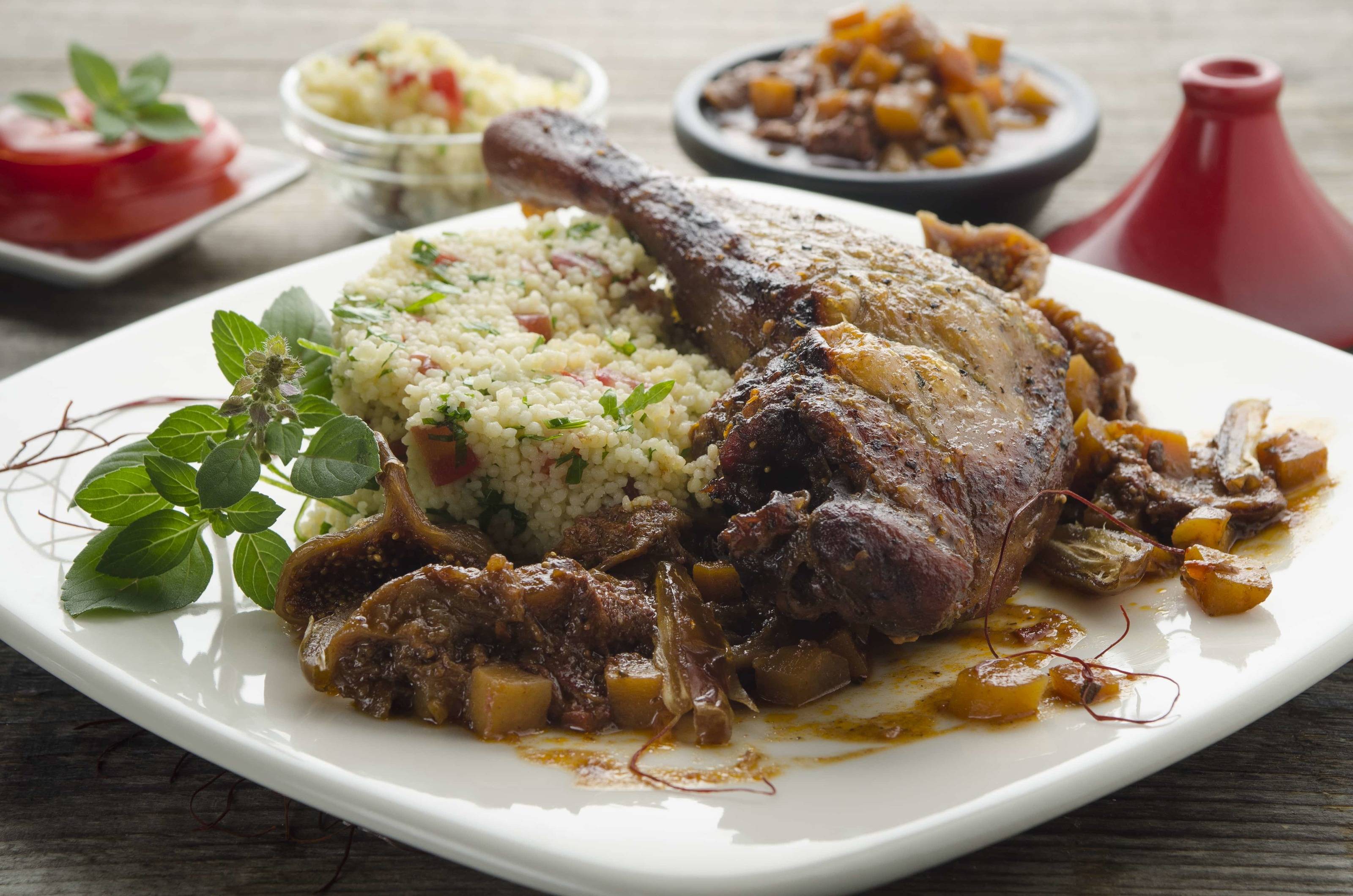 Orientalisch geschmorte Gänsekeulen mit Couscous
