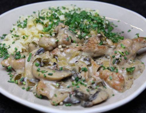 Schweinsgeschnetzeltes mit Champignonsauce Rezept