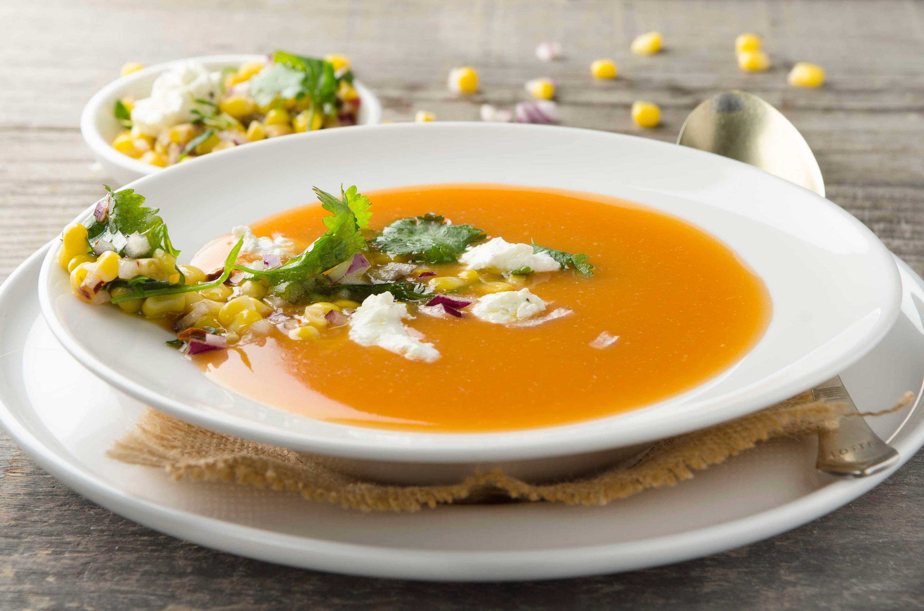 Tomaten-Maiscreme-Suppe mit Ziegenfrischkäse Rezepte