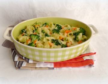 Nudelauflauf mit Brokkoli Nudelauflauf mit Brokkoli