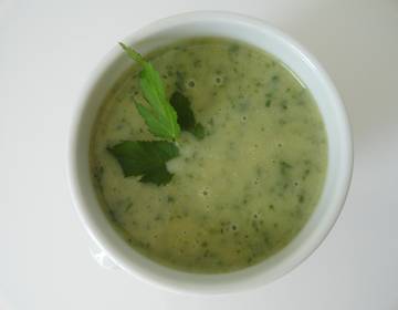 Wiesenkräutersuppe Wiesenkräutersuppe