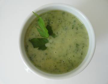 Wiesenkräutersuppe