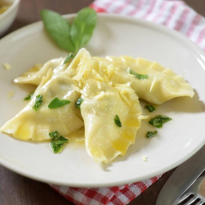 Kräutertascherl mit brauner Butter