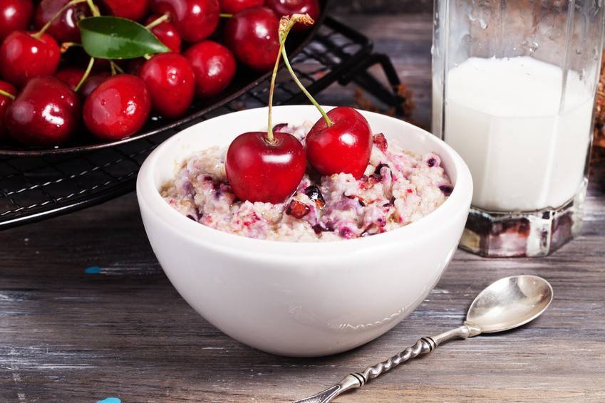 Kirschporridge mit Vanilletopfen