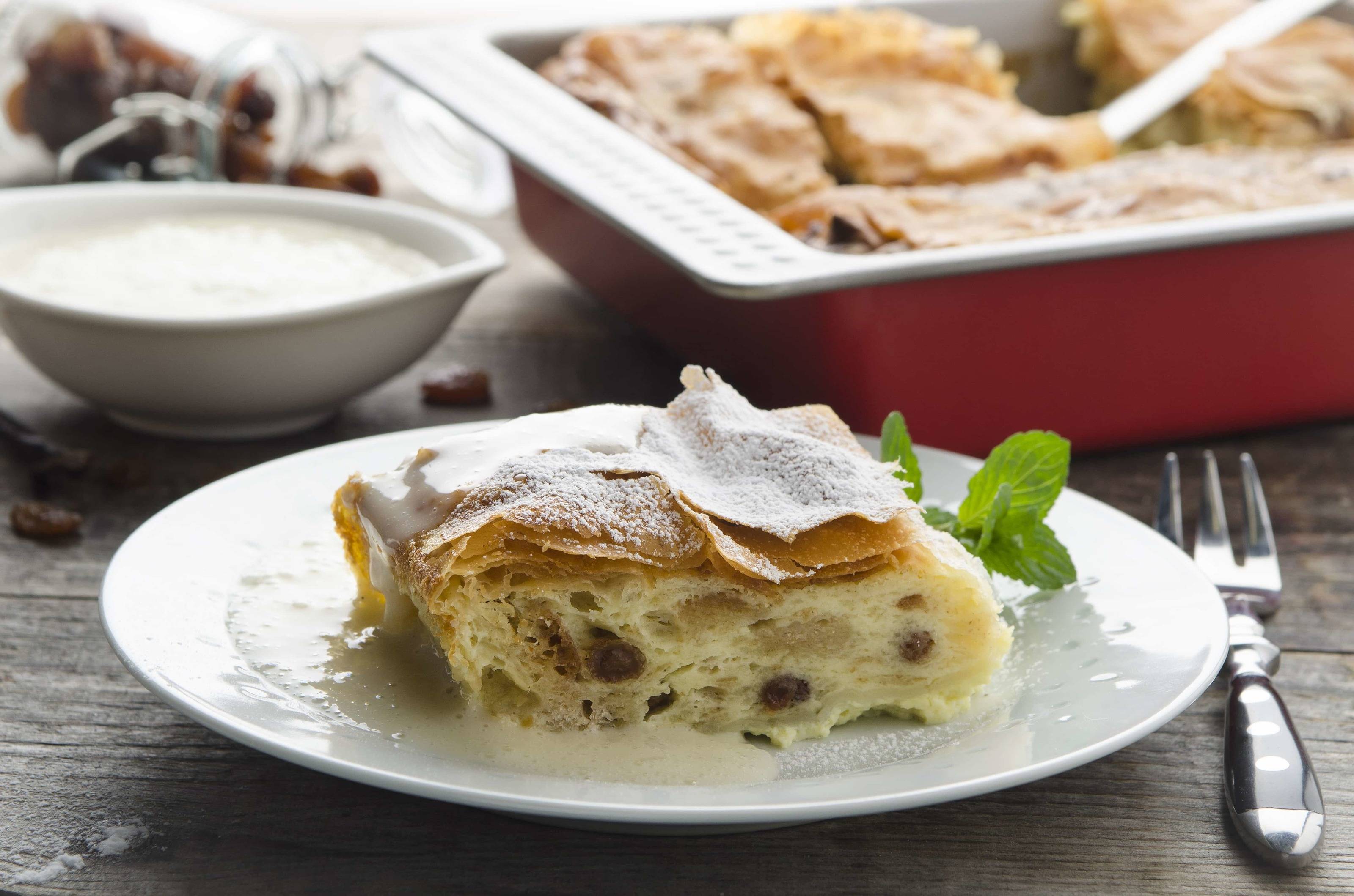 Überbackener Mandel-Milchrahmstrudel Rezept