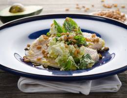 Kalb-Tafelspitz mit Avocado-Feta-Salat und Dinkelreis Kalb-Tafelspitz mit Avocado-Feta-Salat und Dinkelreis