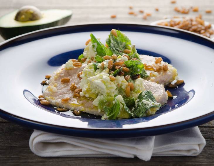 Kalb-Tafelspitz mit Avocado-Feta-Salat und Dinkelreis Kalb-Tafelspitz mit Avocado-Feta-Salat und Dinkelreis