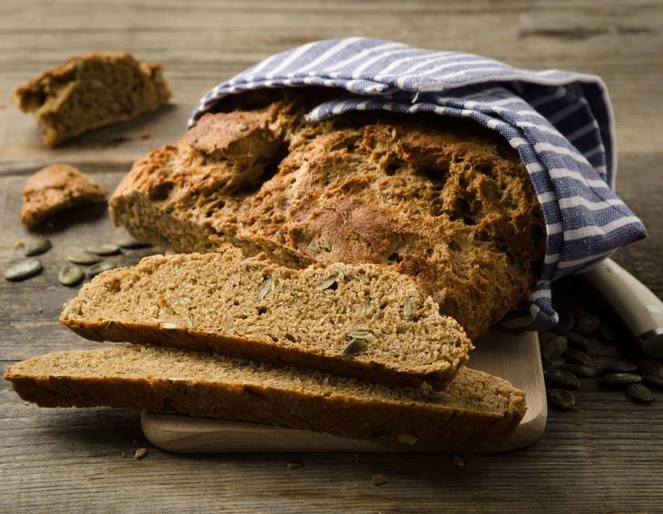 Kürbiskernbrot mit Dinkelmehl