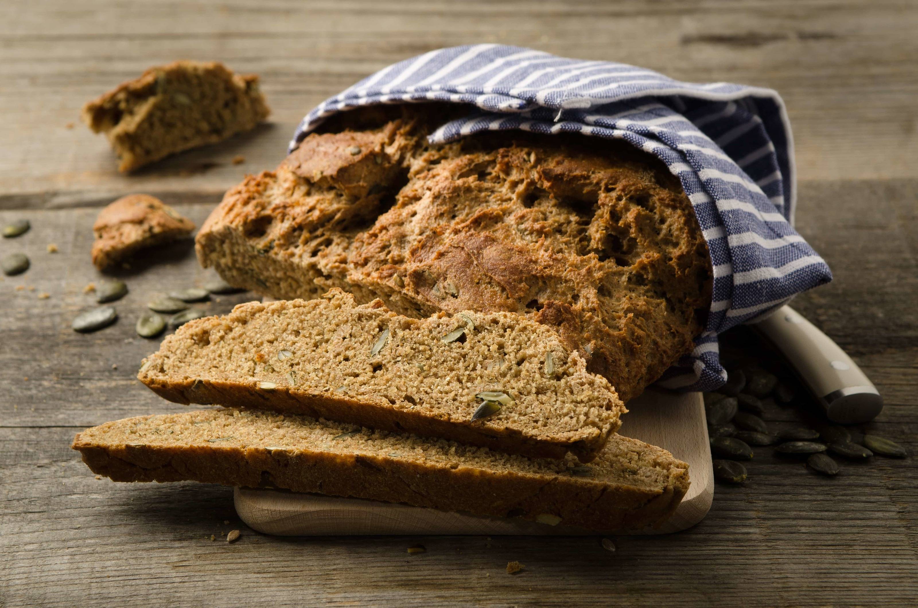 Kürbiskernbrot mit Dinkelmehl Rezept - ichkoche.ch Kürbiskernbrot mit Dinkelmehl Rezept - ichkoche.ch