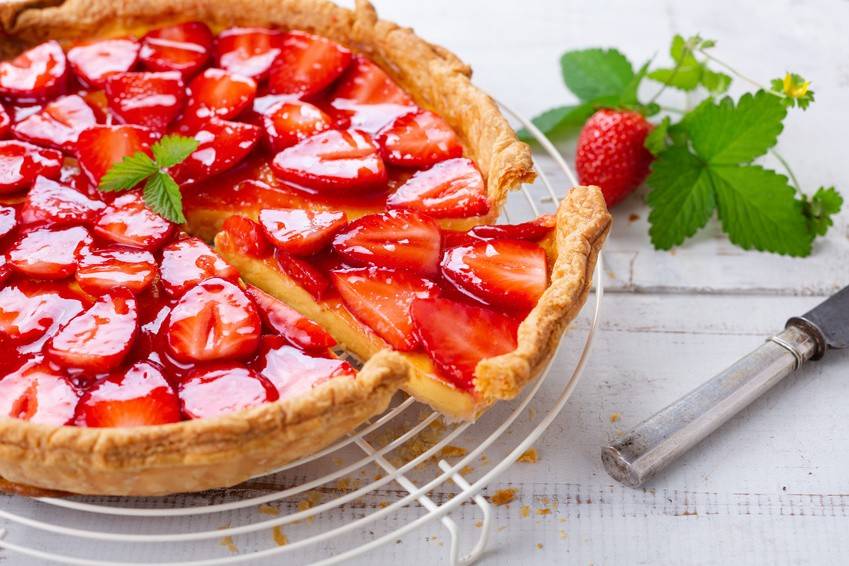 Erdbeertarte mit Rahmguss Rezept