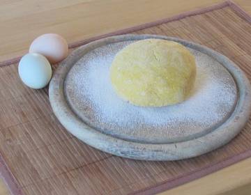Nudelteig mit Ei Nudelteig mit Ei