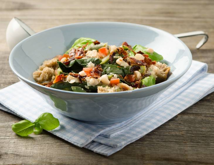 Brot-Bohnen-Mangold-Suppe Brot-Bohnen-Mangold-Suppe