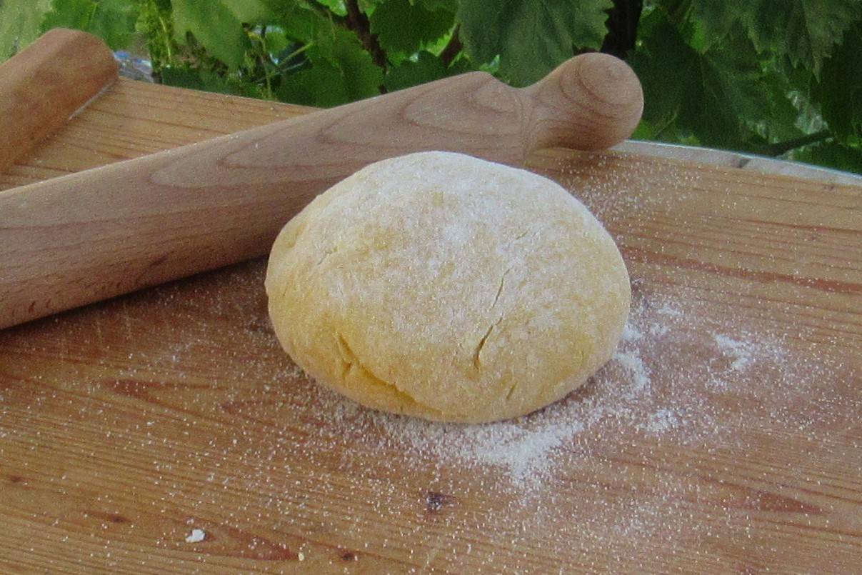 Grundrezept für selbstgemachten Nudelteig