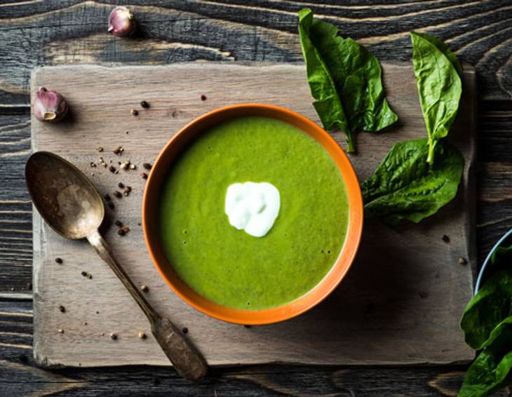 Buttermilch-Spinatsuppe Buttermilch-Spinatsuppe