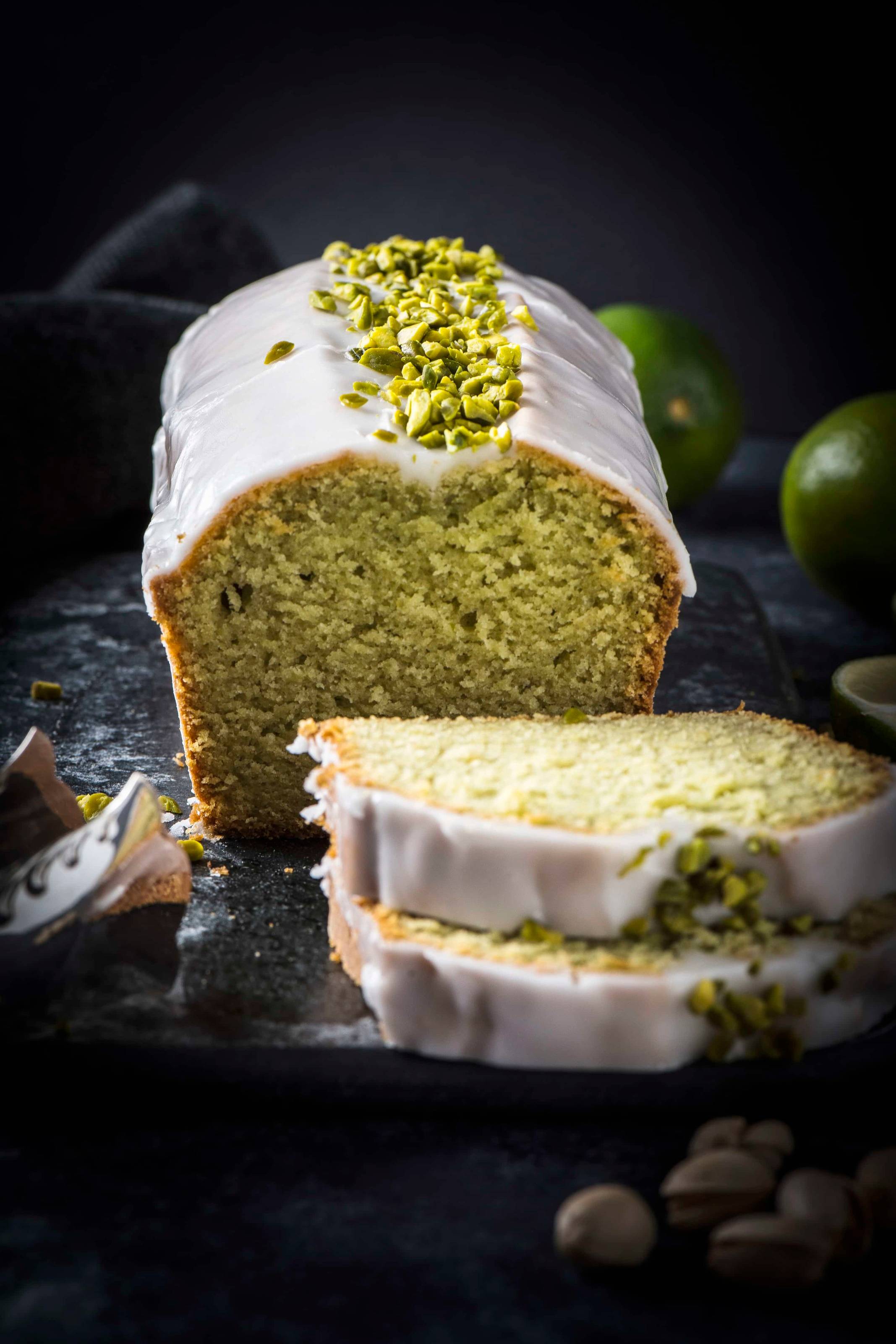 Avocado Limetten Kuchen mit Limetten-Zuckerguss Rezept