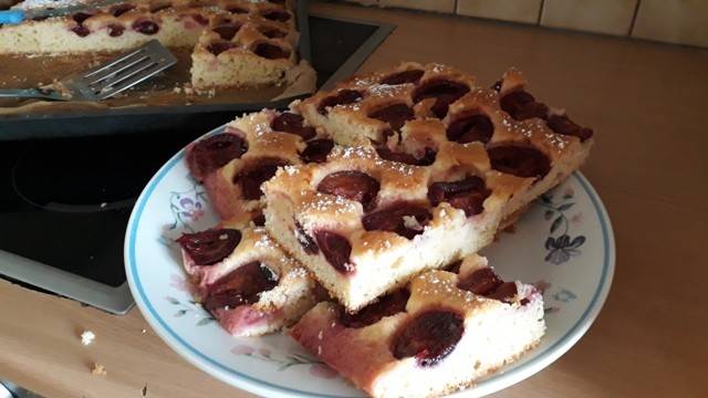 Zwetschkenkuchen Rezept - ichkoche.ch