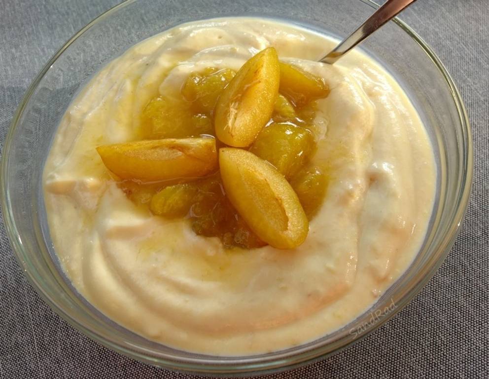 Topfencreme mit Spillingen Topfencreme mit Spillingen