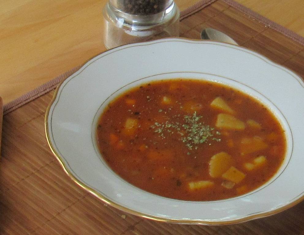 Ungarisches Kartoffelgulasch Ungarisches Kartoffelgulasch
