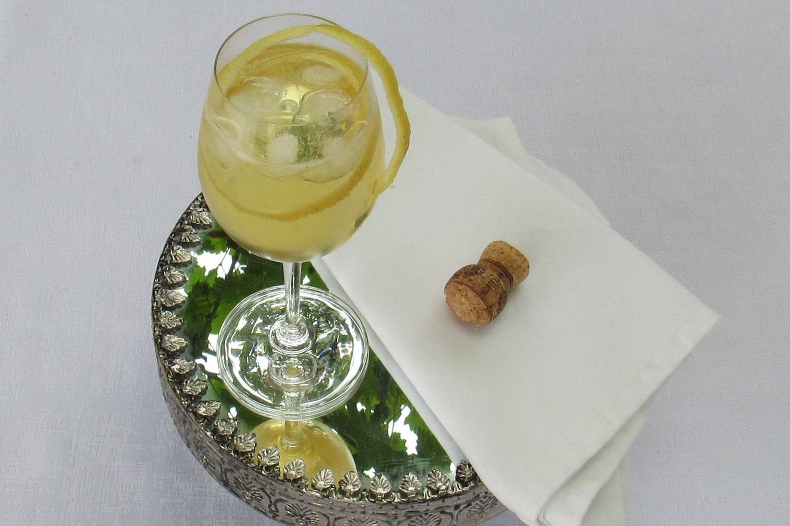 Champagner-Tee
