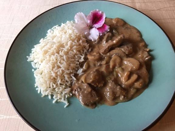 Boeuf Stroganoff