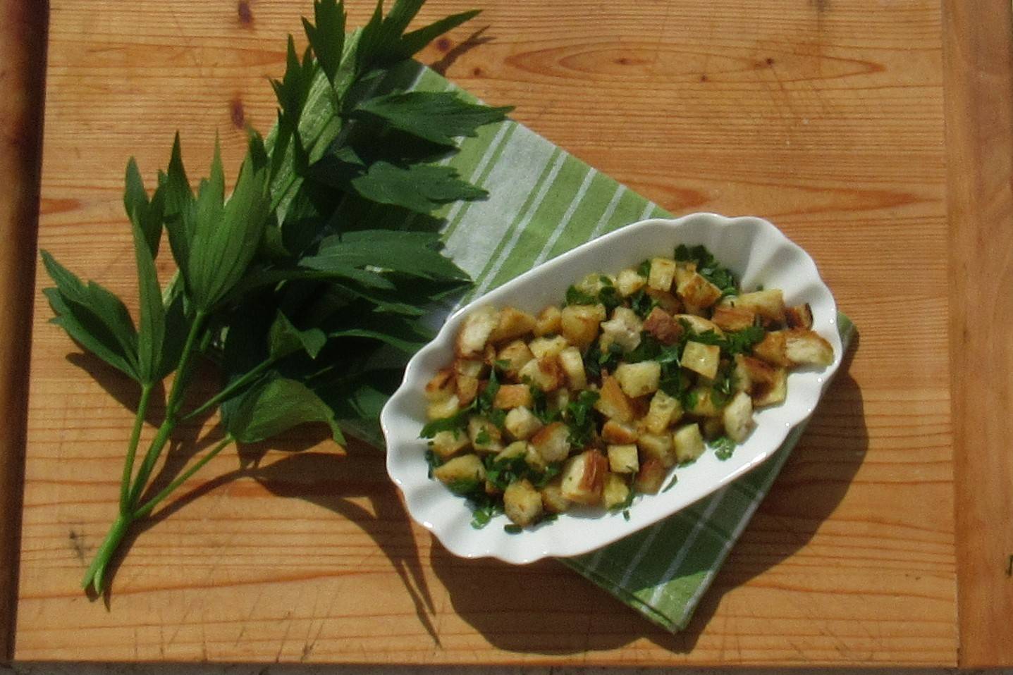 Kräuter-Croutons Rezept - ichkoche.ch Kräuter-Croutons Rezept - ichkoche.ch