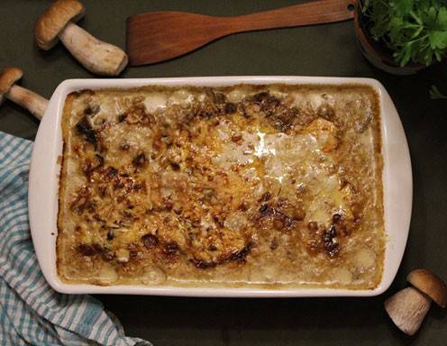 Pilzgulasch mit Kartoffeln und frischem Spinat Rezept - ichkoche.at