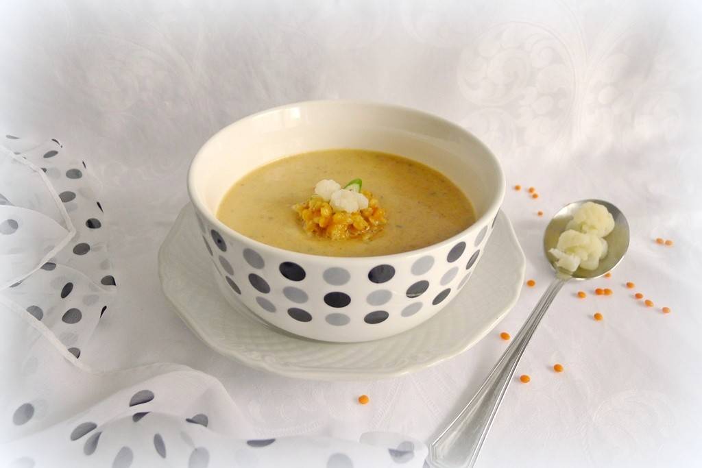 Linsen-Ingwer-Suppe Rezept - ichkoche.de Linsen-Ingwer-Suppe Rezept - ichkoche.de