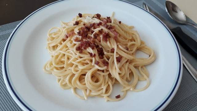 Nudeln alla carbonara Rezept - ichkoche.ch Nudeln alla carbonara Rezept - ichkoche.ch